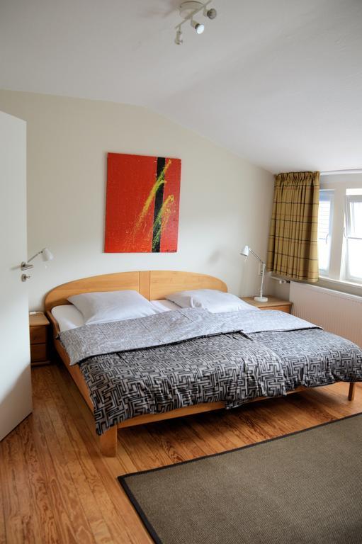 Hotel Schlafschoen Munden  ห้อง รูปภาพ