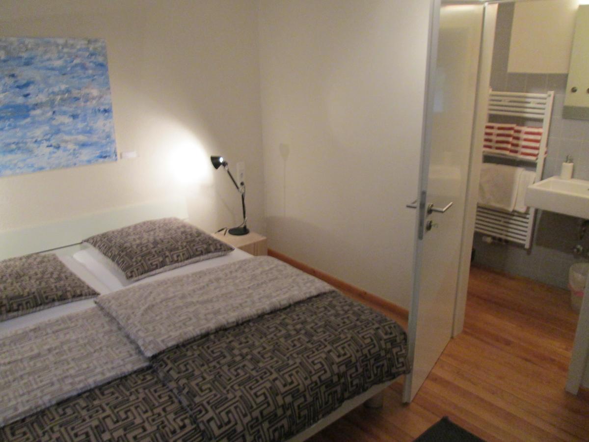 Hotel Schlafschoen Munden  ภายนอก รูปภาพ